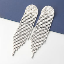 Load image into Gallery viewer, GLAM TASSEL EARRINGS